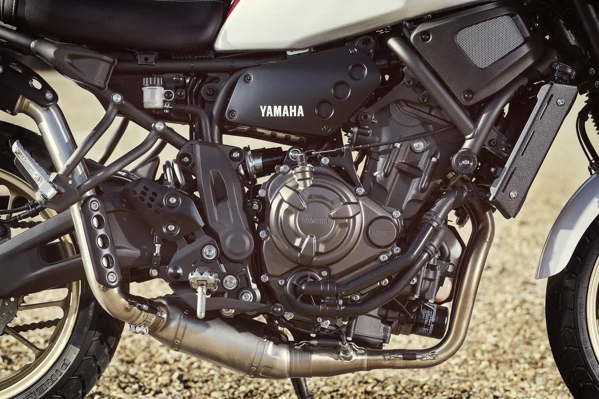 Yamaha XSR 700 XTribute dettagli (3)