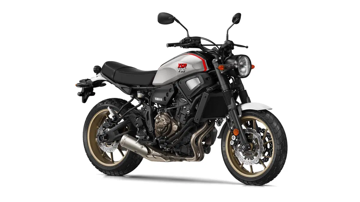 Yamaha XSR 700 XTribute TEST: e se la diamo a uno smanettone? (2)