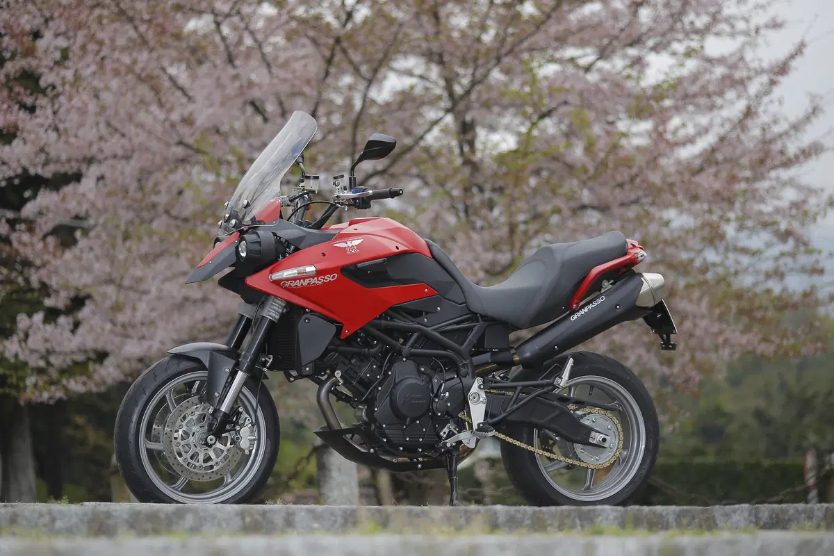 Moto Morini Granpasso 1200 Granpasso 1200 R (2016 - 20) (12)