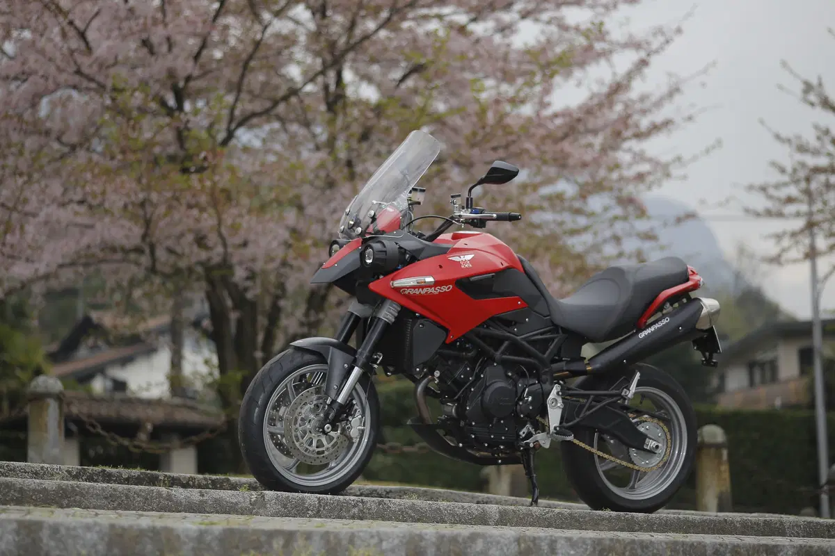 Moto Morini Granpasso 1200 Granpasso 1200 R (2016 - 20) (2)