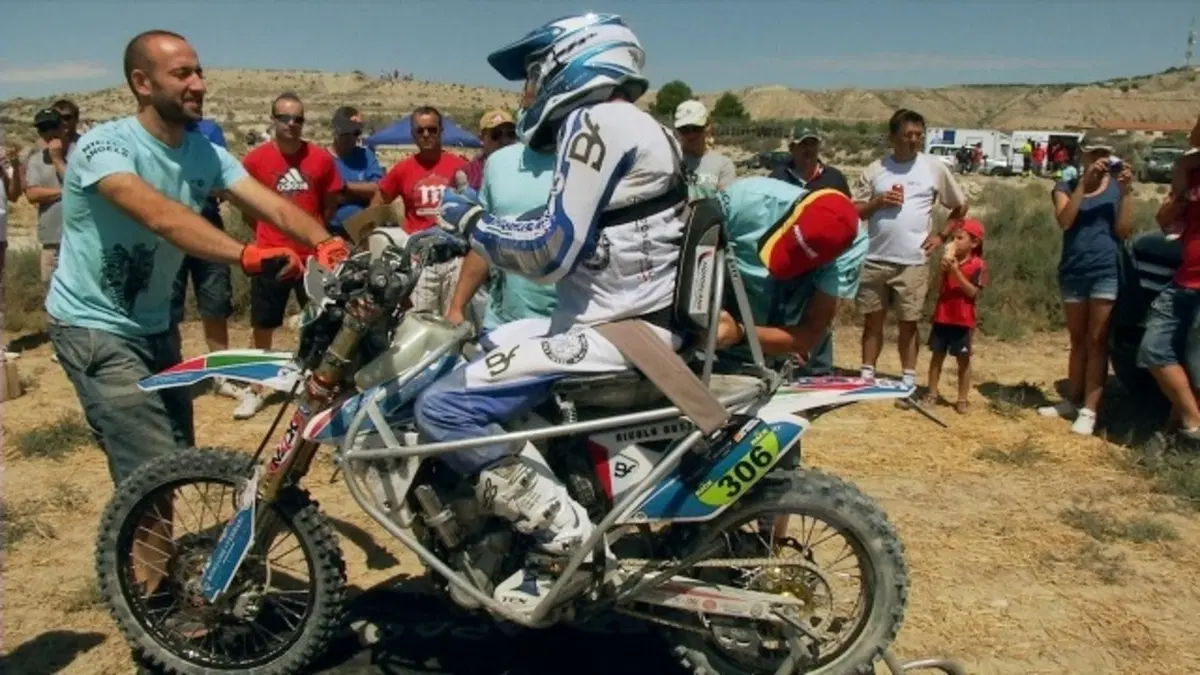 Nicola Dutto ha corso in moto alla Baja Aragon! (5)