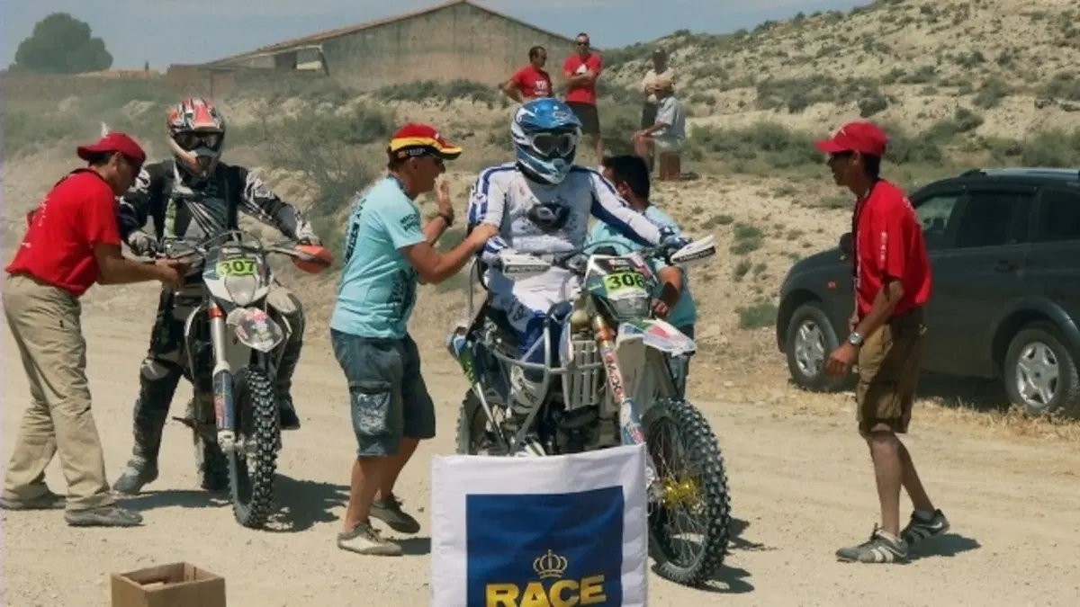 Nicola Dutto ha corso in moto alla Baja Aragon! (9)