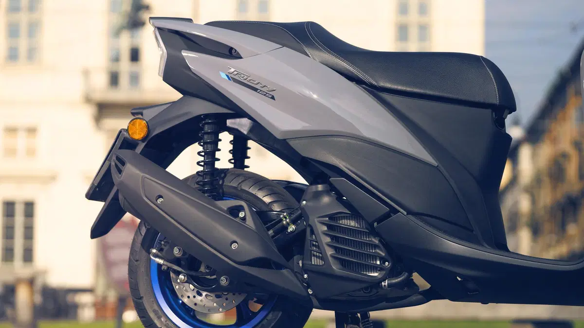 Yamaha Tricity 300 TEST: tre ruote... GT! (18)