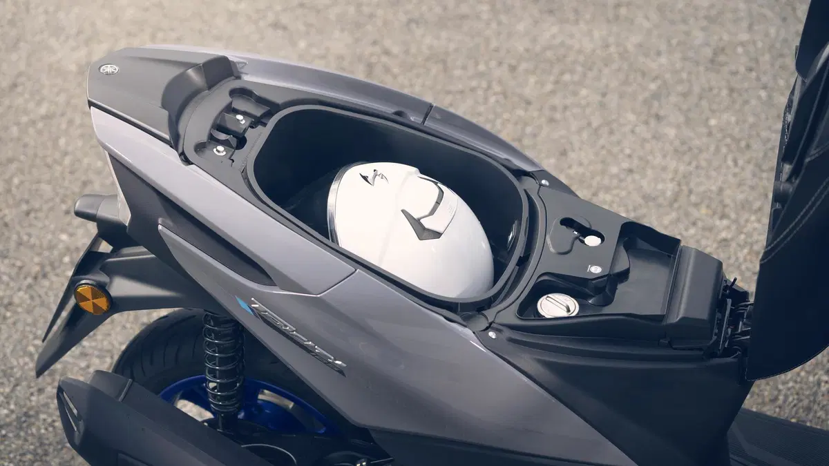 Yamaha Tricity 300 TEST: tre ruote... GT! (21)