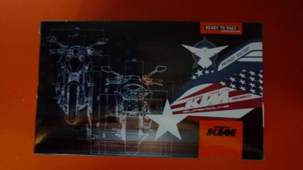 MODELLINO KTM SUPER DUKE PATRIOT 3PW1576200 (5)