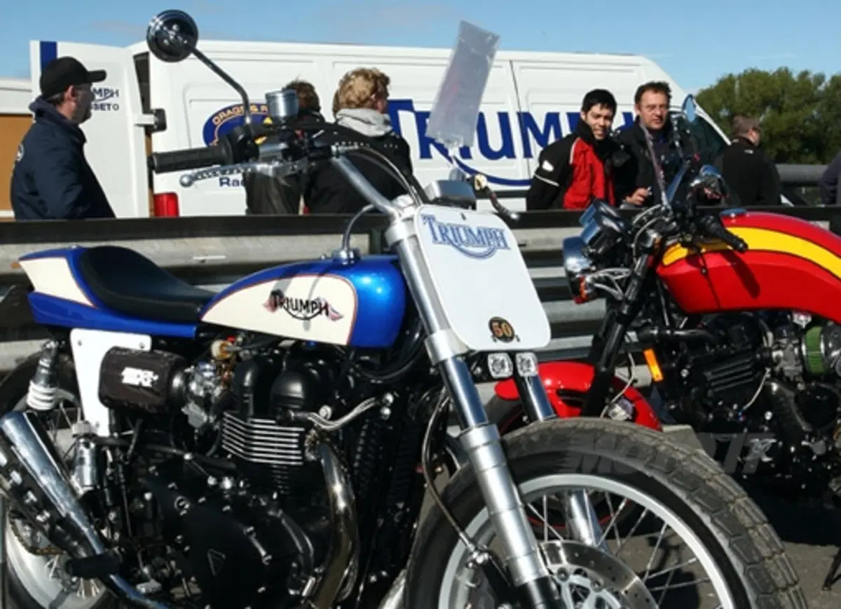 Triumph Live 2012 a Mallory Park (3)