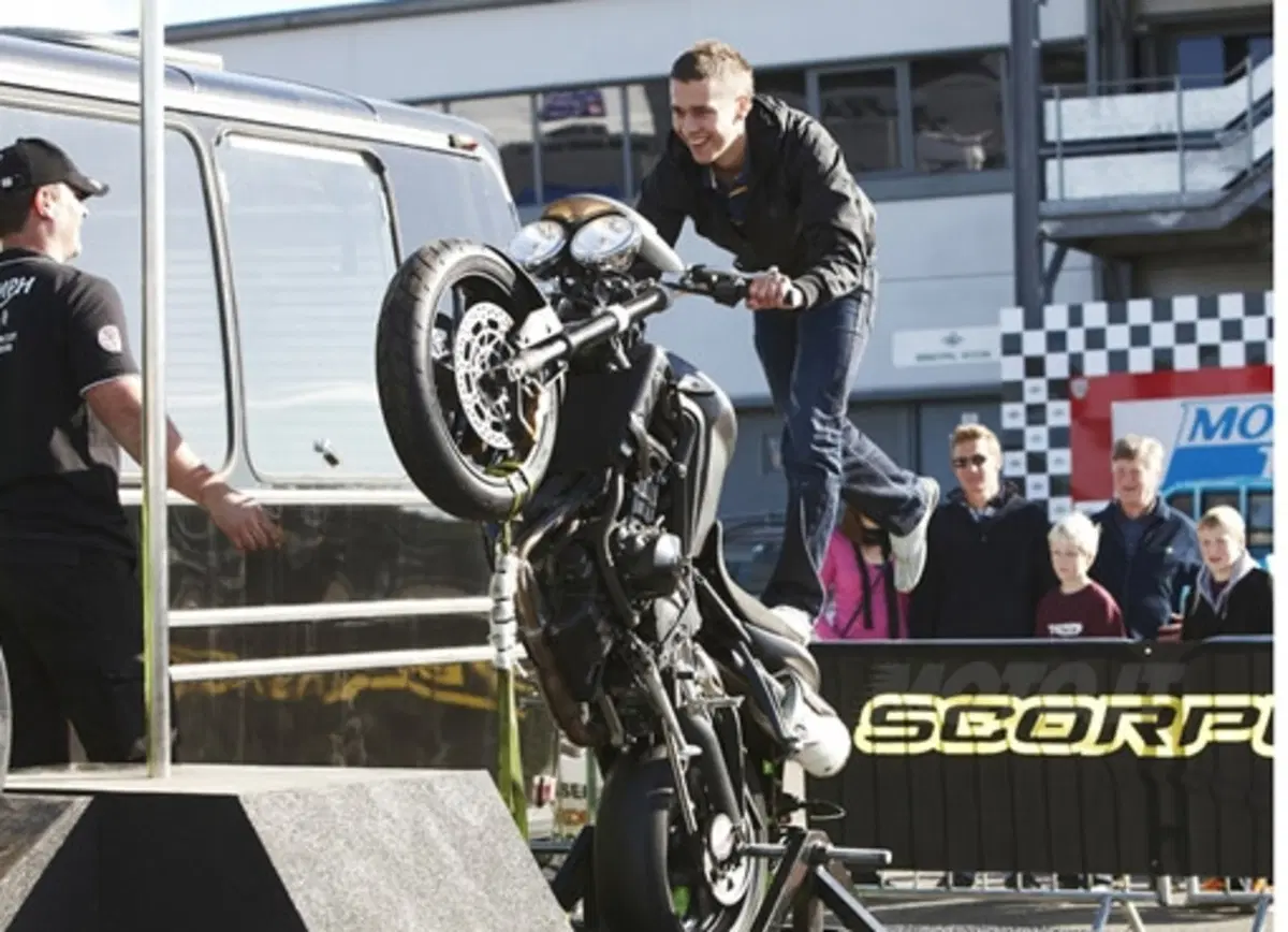 Triumph Live 2012 a Mallory Park (7)