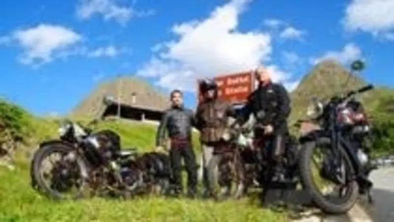 Al Grossglockner con due Moto Guzzi V 500 e una Gilera VL 500
