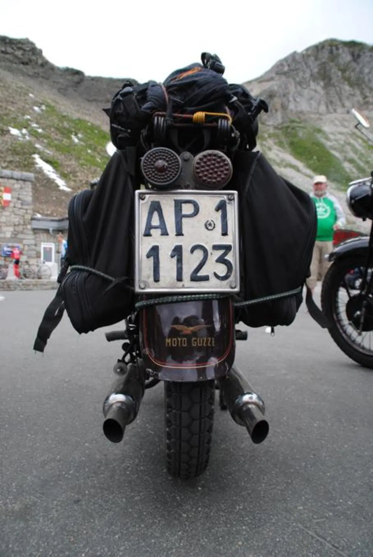 Al Grossglockner con due Moto Guzzi V 500 e una Gilera VL 500