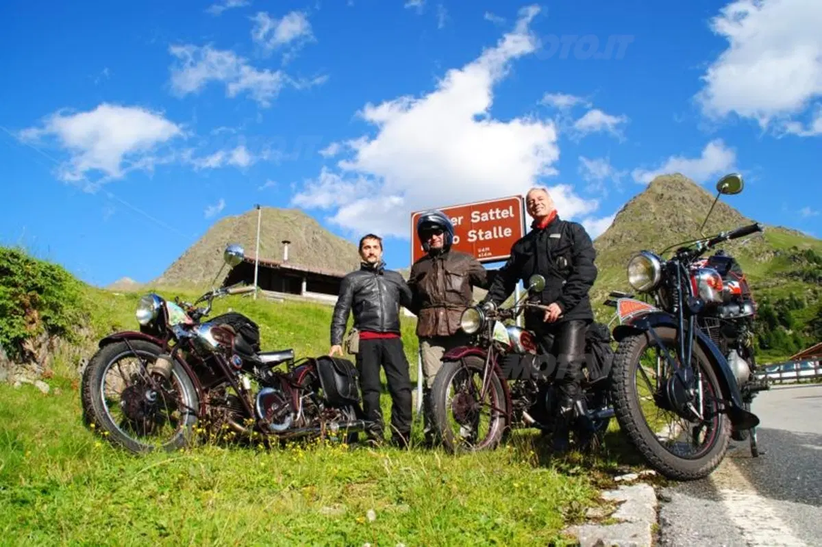 Al Grossglockner con due Moto Guzzi V 500 e una Gilera VL 500 (5)