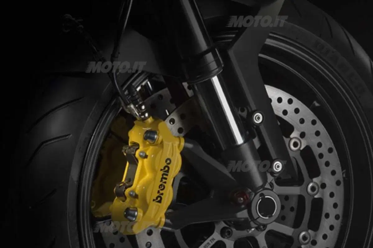 Monster Diesel disponibile nei Ducati Store (10)