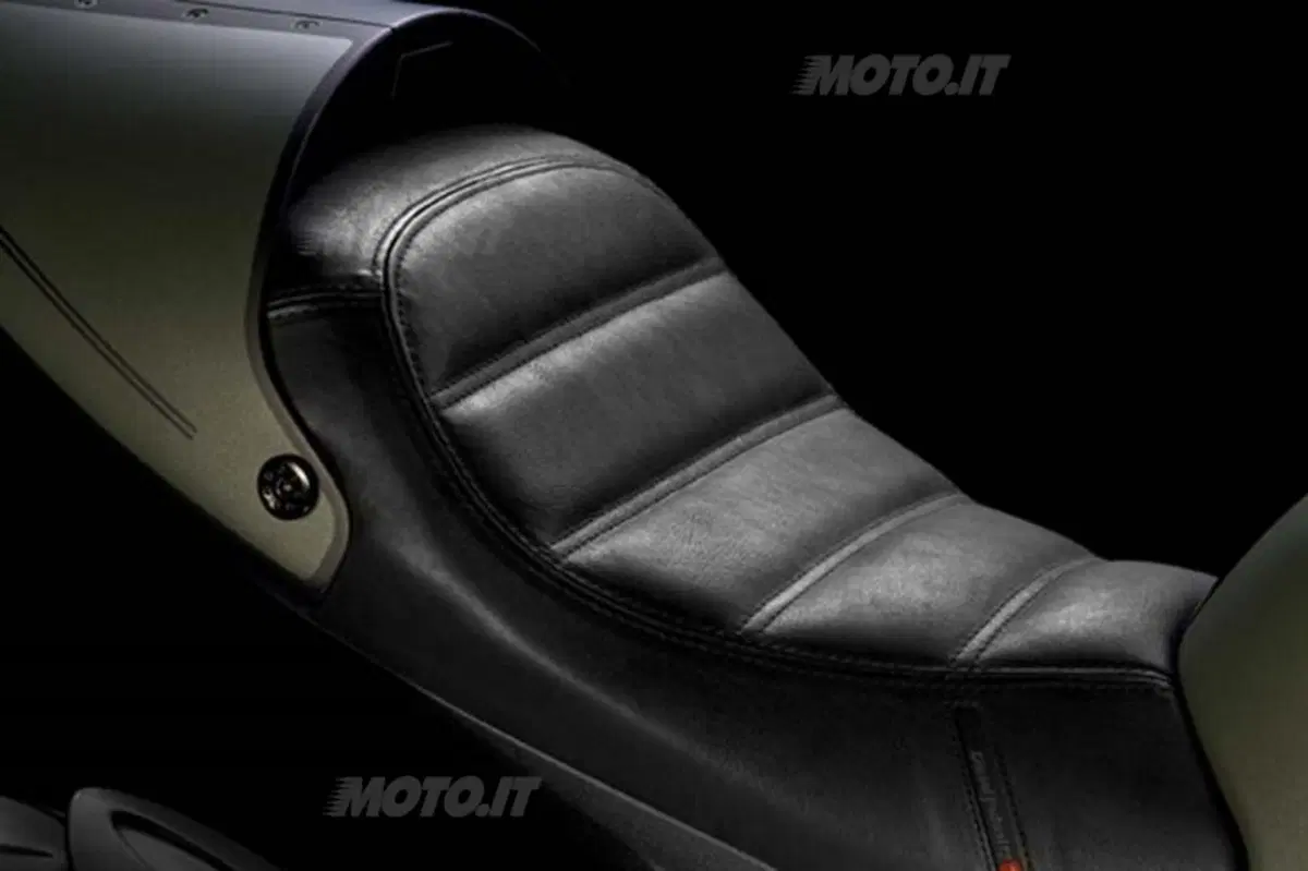Monster Diesel disponibile nei Ducati Store (11)
