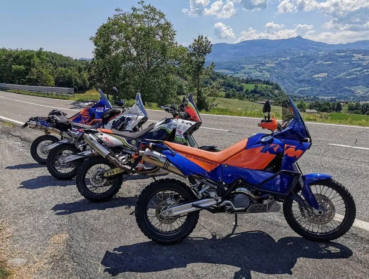 KTM 950 Adventure S TEST Youngtimer: nata per vincere nei rally e poi passata alla strada (5)