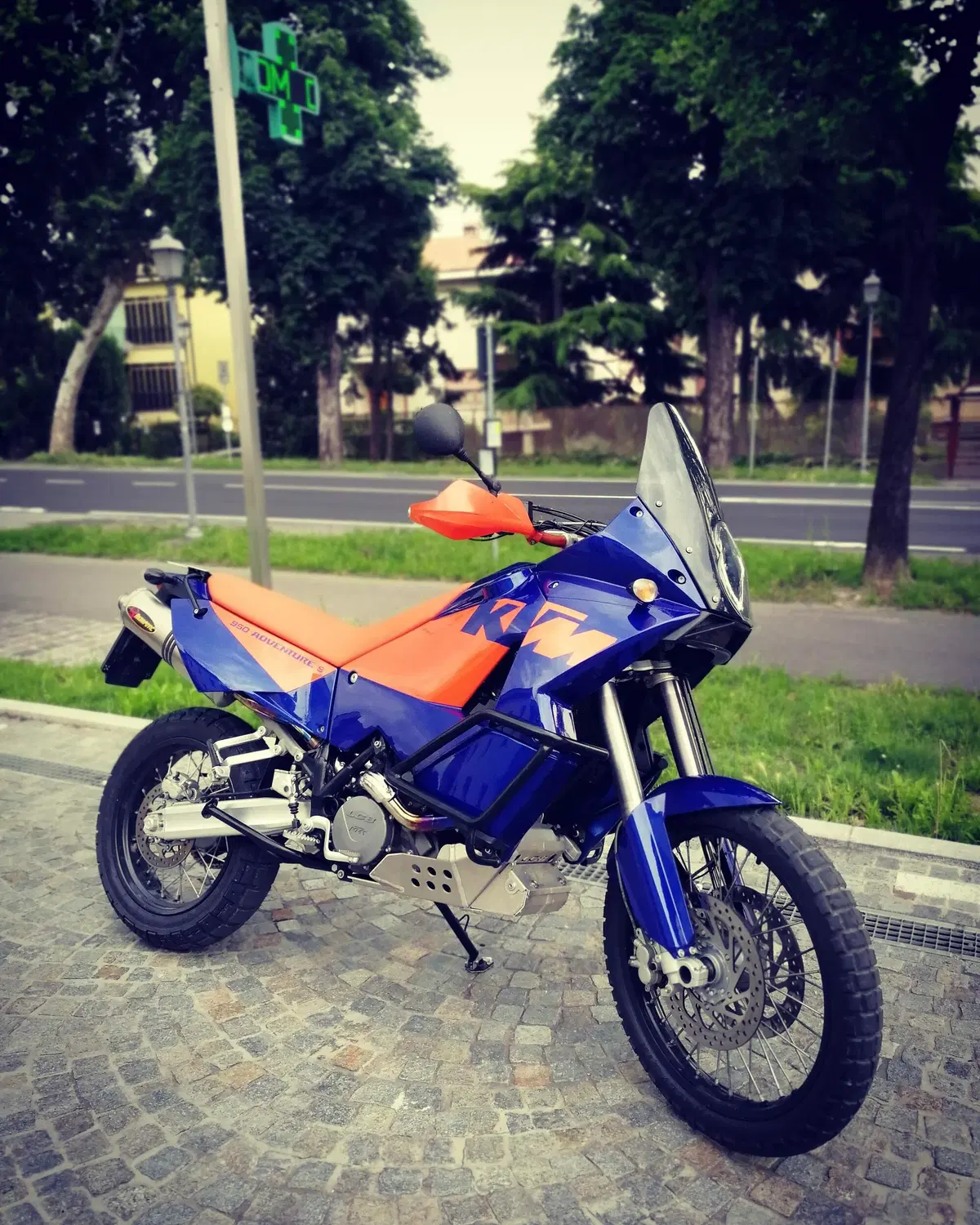 KTM 950 Adventure S TEST Youngtimer: nata per vincere nei rally e poi passata alla strada (9)