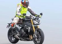 Nuova Triumph Speed Triple 2021, foto spia