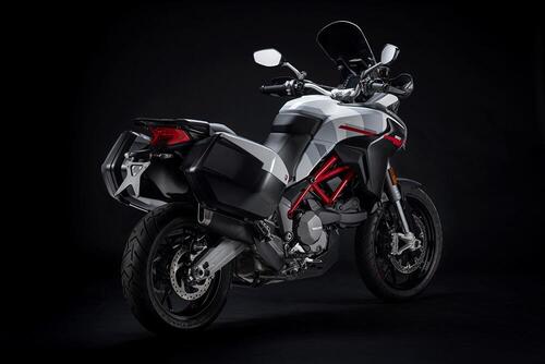 Ducati Multistrada 950 S GP White 2021. Livrea da MotoGP (6)