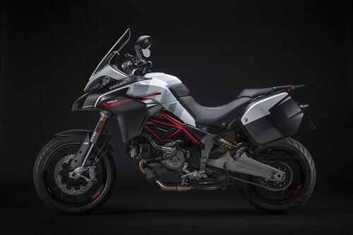 Ducati Multistrada 950 S GP White 2021. Livrea da MotoGP (3)