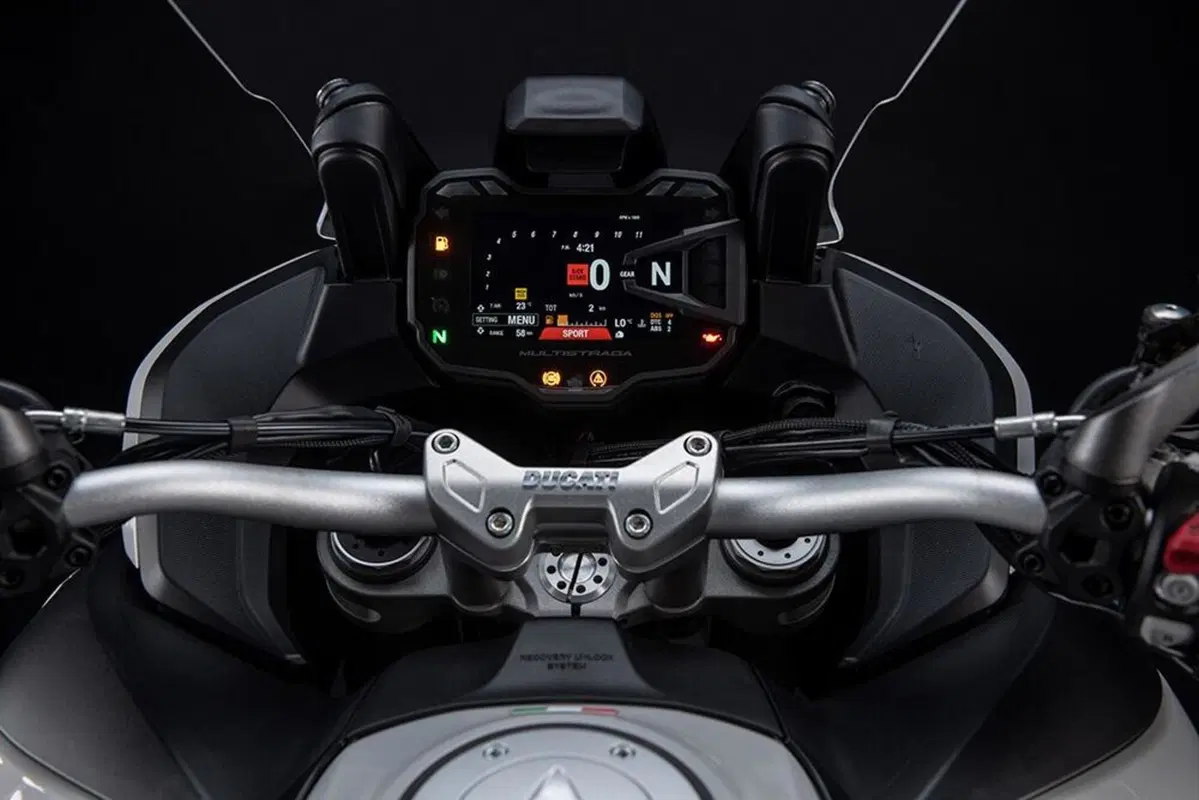 Ducati Multistrada 950 S GP White 2021. Livrea da MotoGP (2)