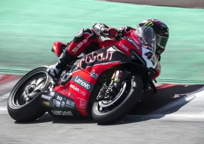 SBK: Redding primo nei test di Barcellona