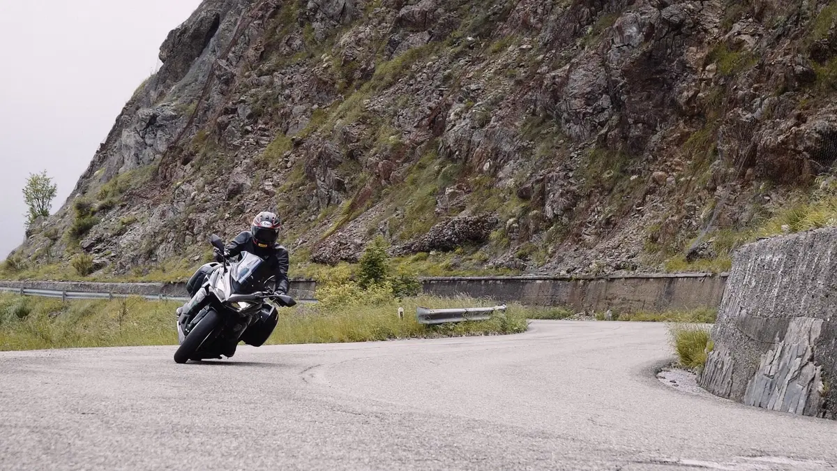 Kawasaki Ninja 1000 SX  (14)
