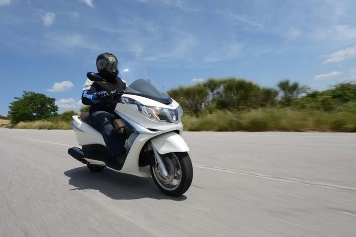 Piaggio X10  500  (12)