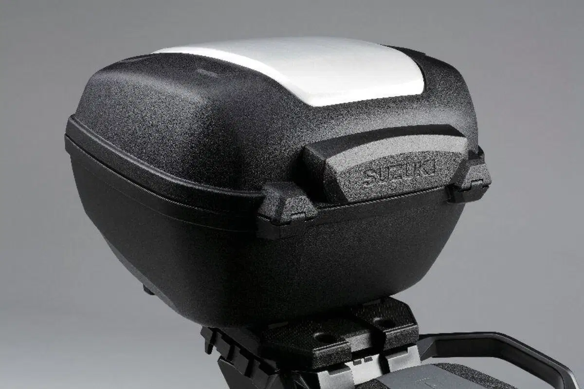 Suzuki V-Strom 1050 'Machi'. Nuovo allestimento Touring (4)