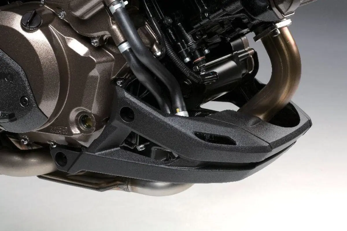 Suzuki V-Strom 1050 'Machi'. Nuovo allestimento Touring (7)