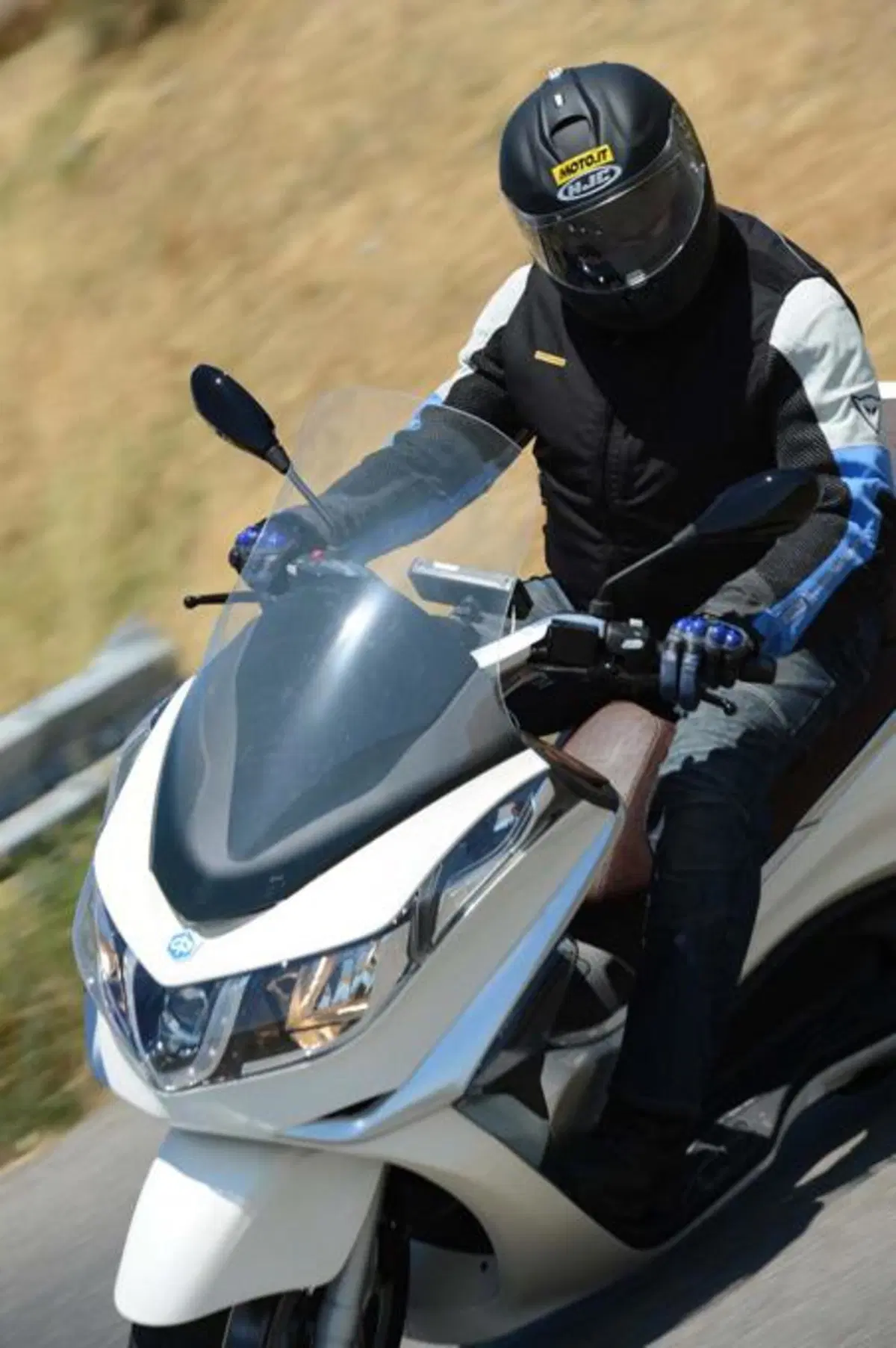 Piaggio X10  500  (16)