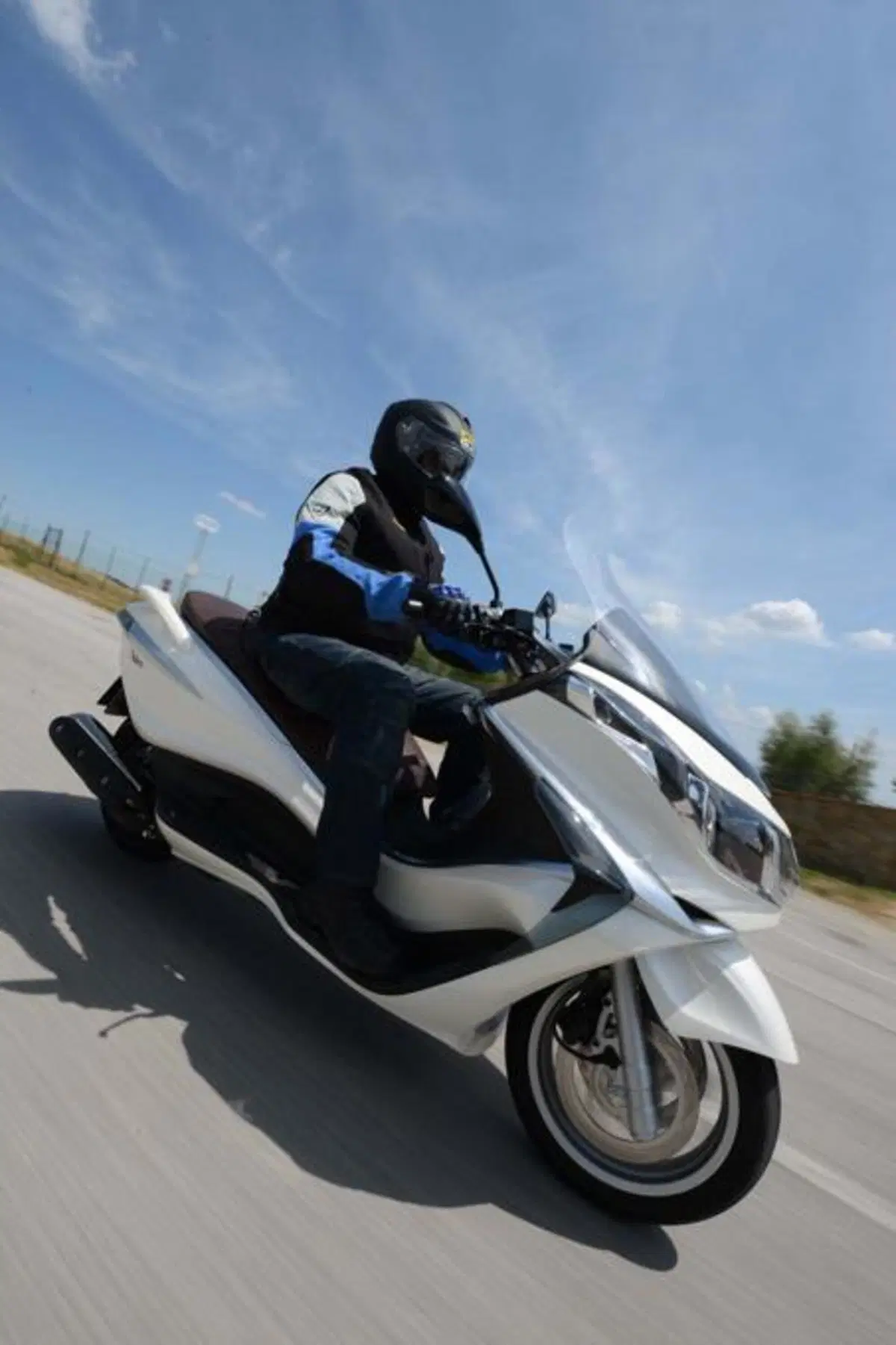 Piaggio X10  500  (17)