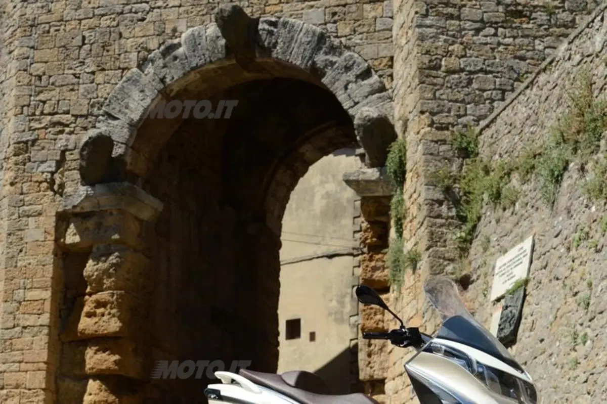 Piaggio X10  500  (19)