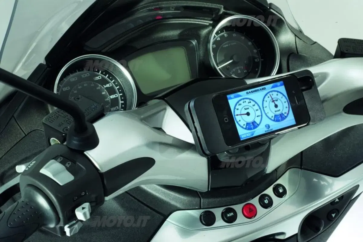 Piaggio X10  500  (33)