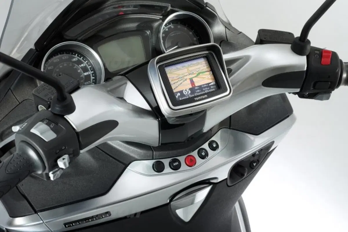 Piaggio X10  500  (35)