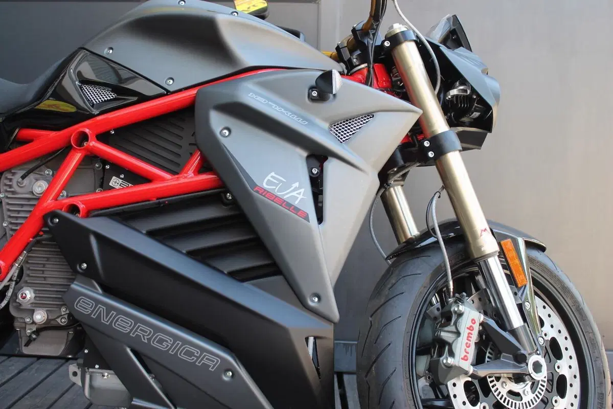 Energeko Roma: tutta la gamma Energica a tasso zero (10)