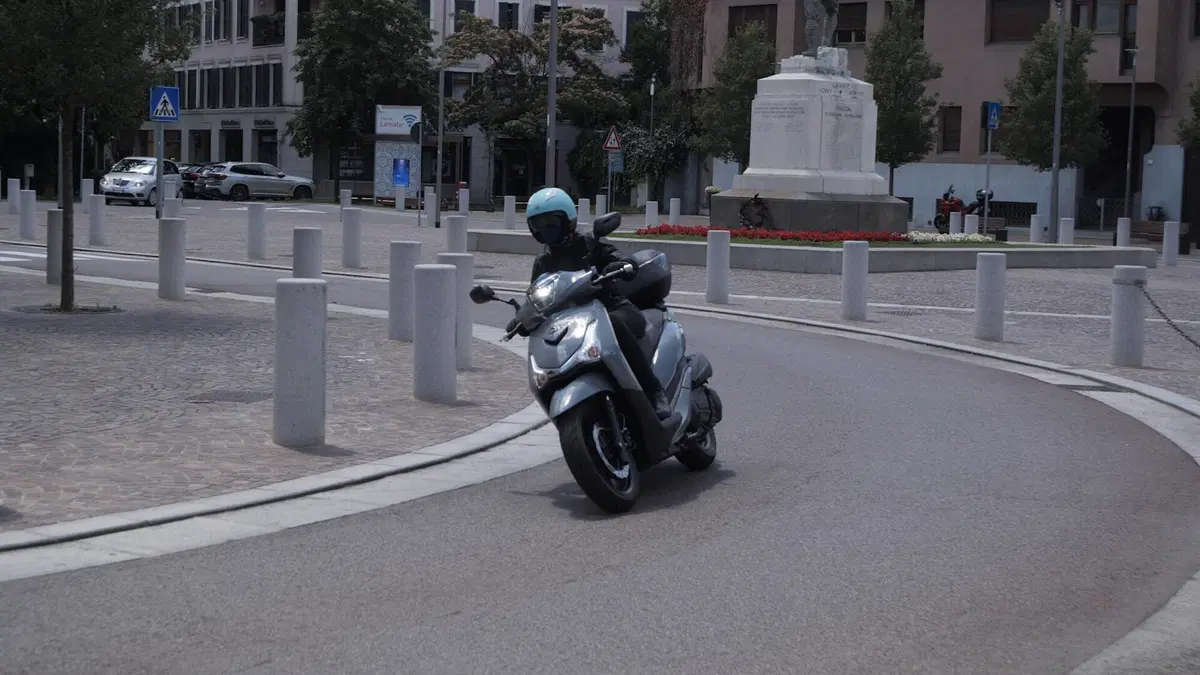 SYM HD 300 TEST: ben fatto! (8)