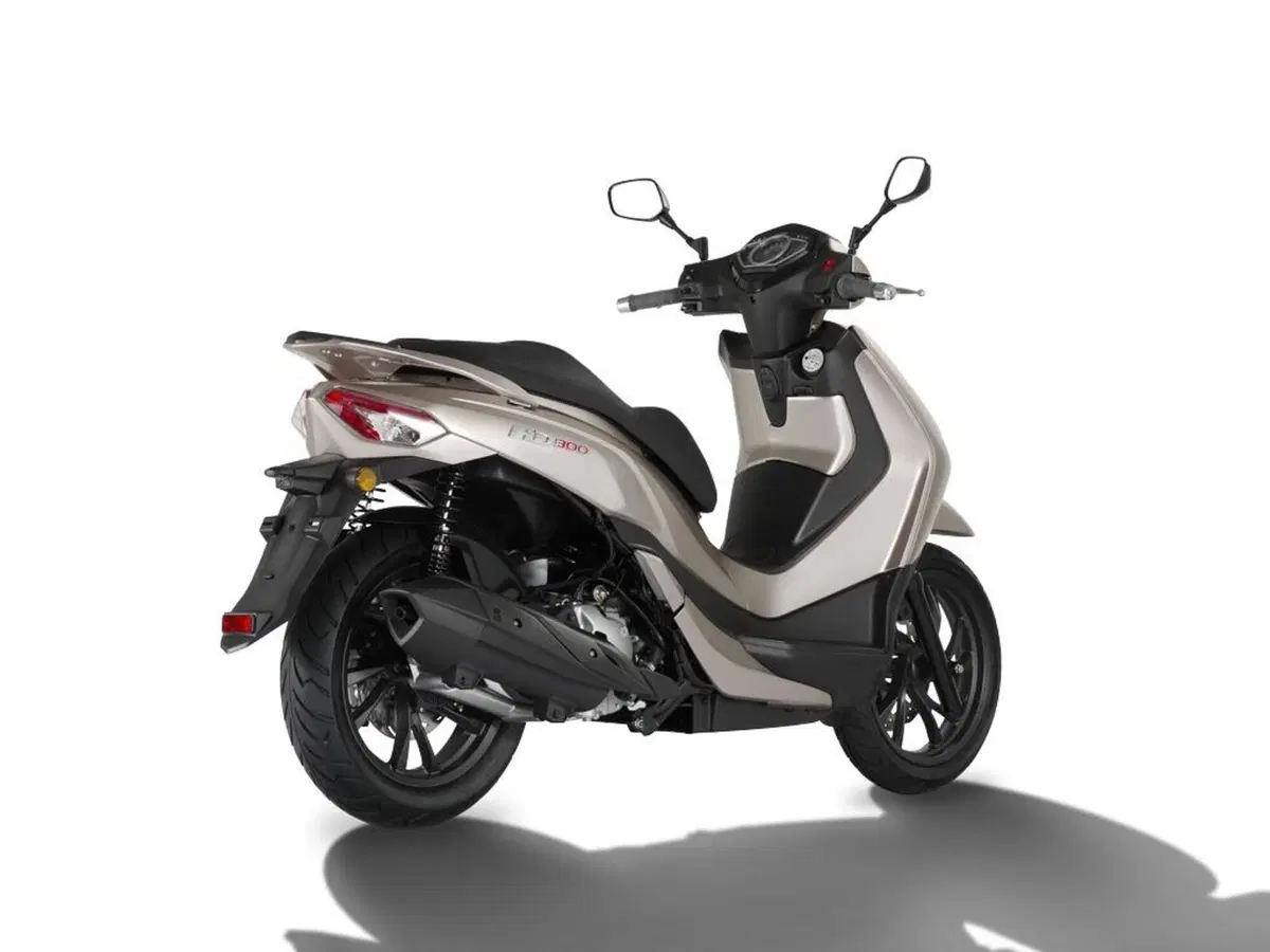 SYM HD 300 TEST: ben fatto! (11)