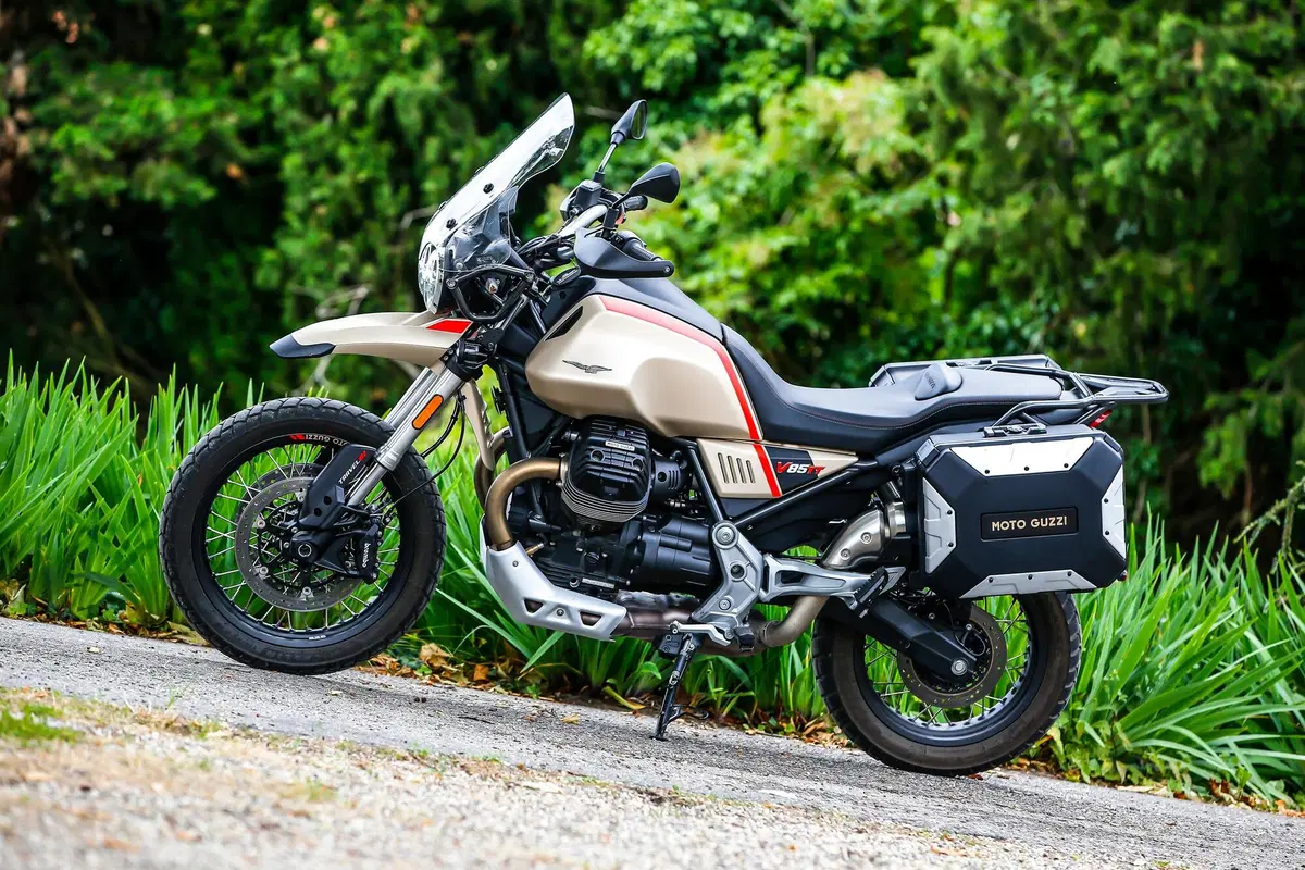 Moto Guzzi V85TT Travel TEST: godersi il viaggio! (3)