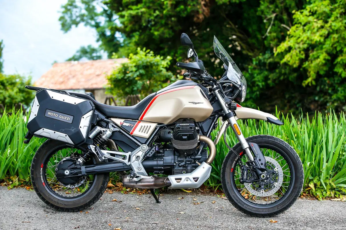 Moto Guzzi V85TT Travel TEST: godersi il viaggio! (4)