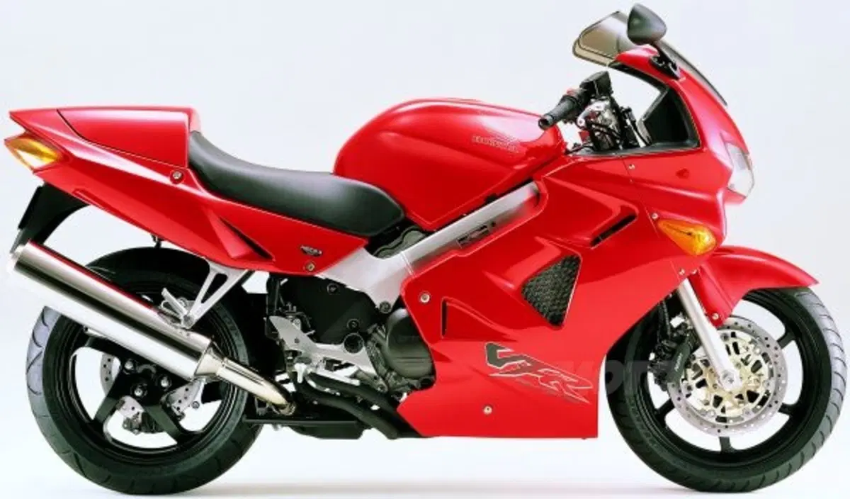 La storia dei V4 Honda da corsa. Quarta puntata (7)