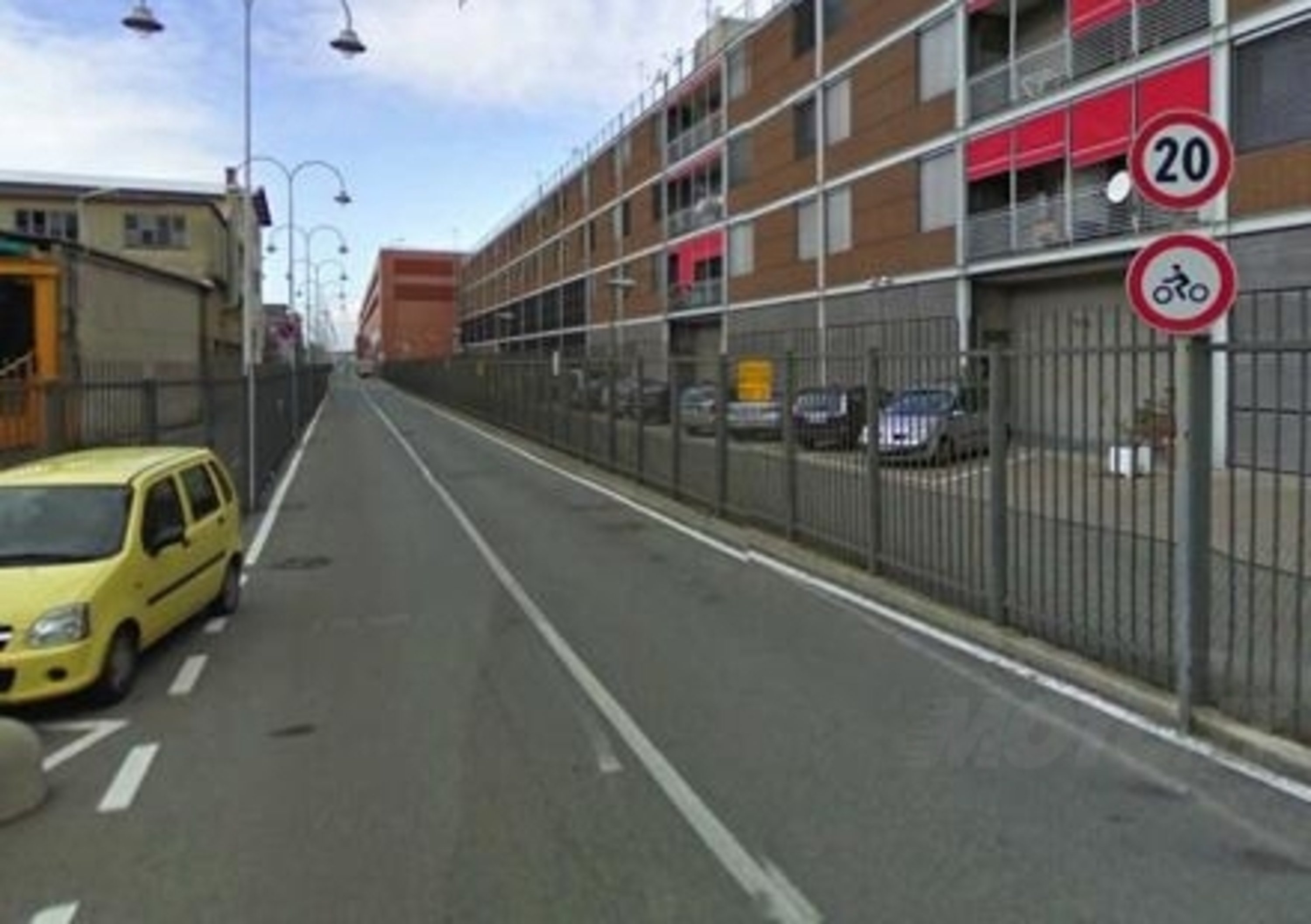 Genova, un parcheggio vietato alle moto
