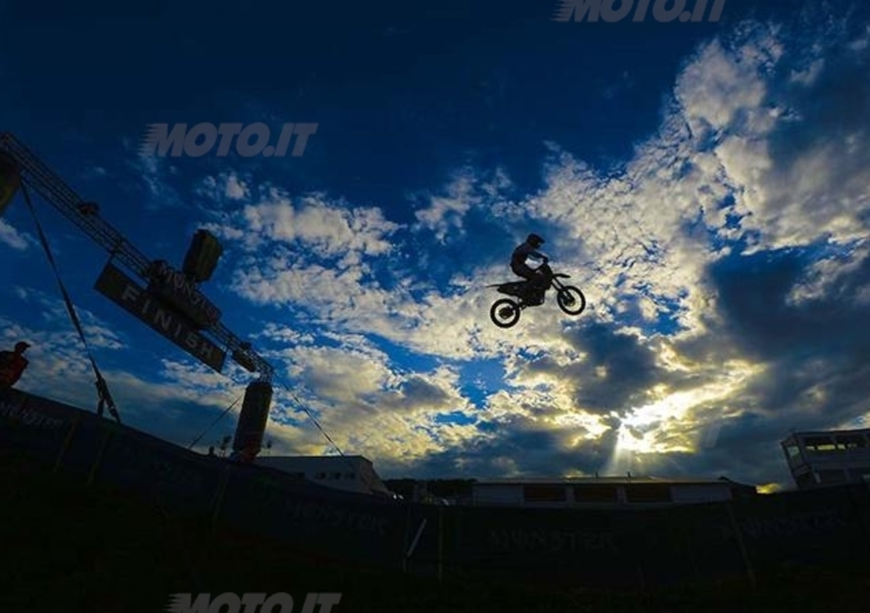 Motocross. Le foto pi&ugrave; spettacolari del GP del Regno Unito