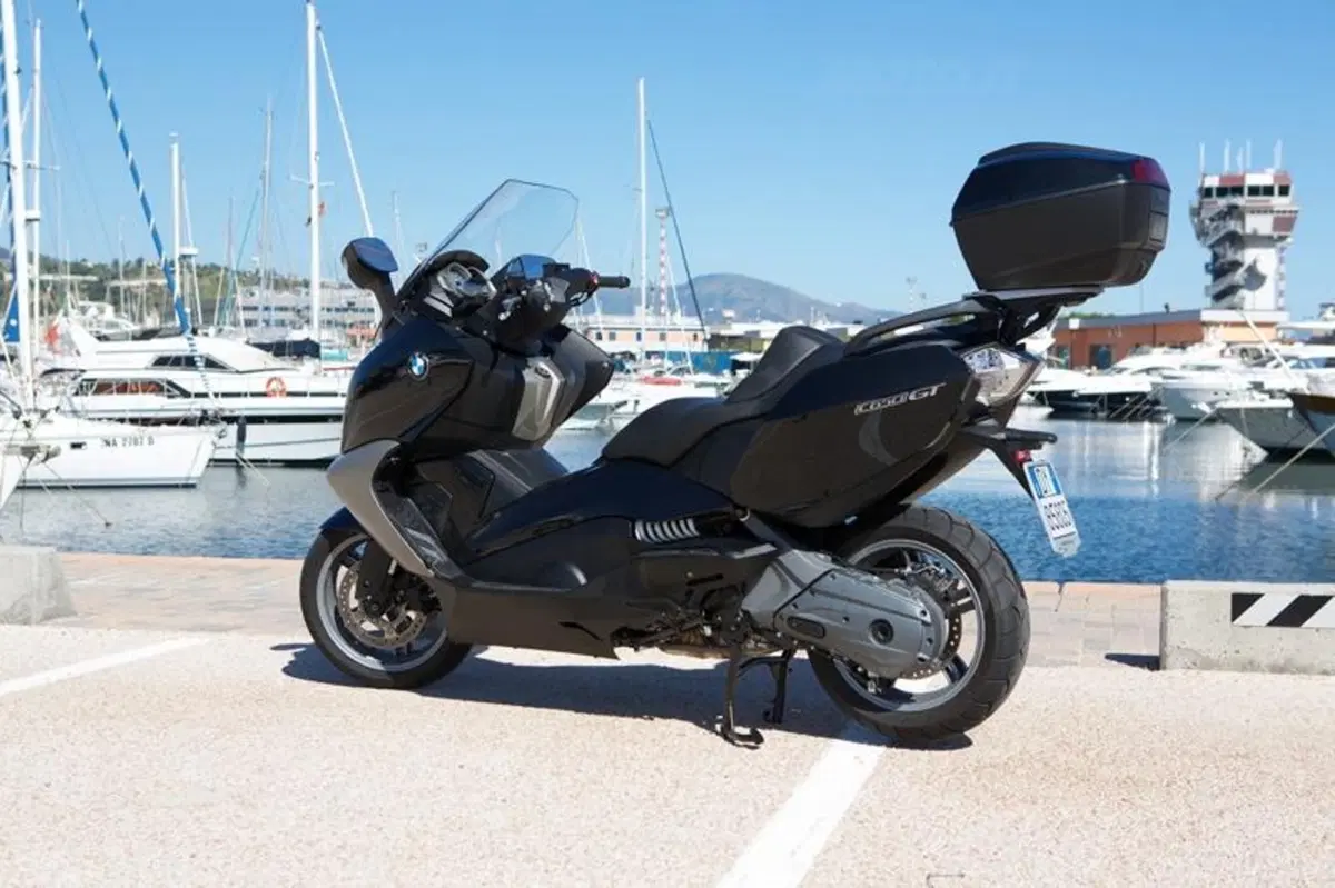 BMW C650GT  (4)