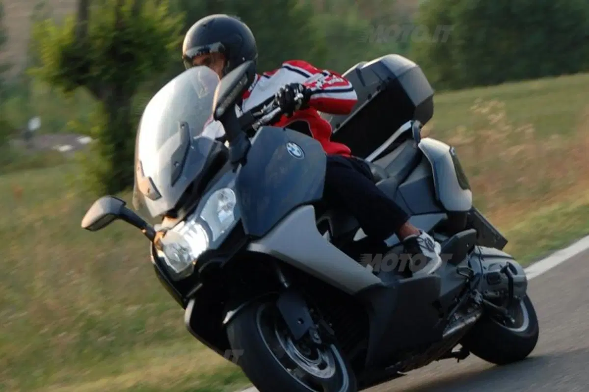 BMW C650GT  (6)
