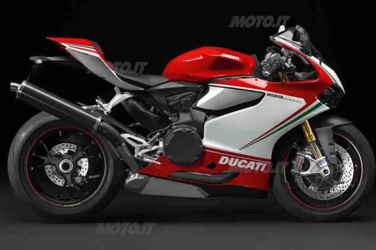 Ducati Panigale 1199: ecco la versione per il Giappone! (3)