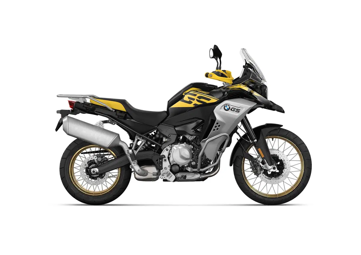 BMW F750GS, F850GS e Adventure 2021. Nuova livrea 40° Anniversary (7)