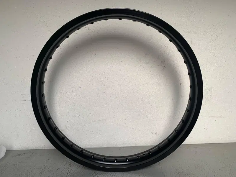 Cerchione lama J21x2.15 ant originale Honda Africa (2)