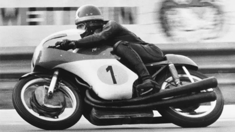 A Lovere una mostra dedicata a Giacomo Agostini