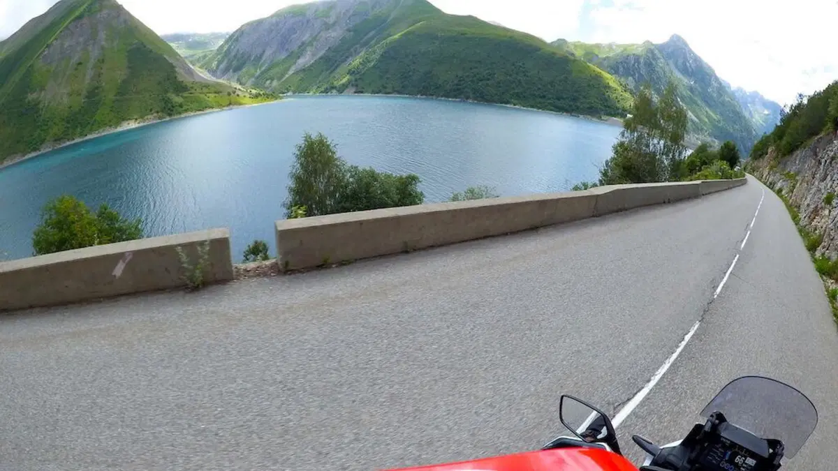 Viaggi e giri in moto, l'itinerario della settimana: tour alpino dei 7 colli (7)