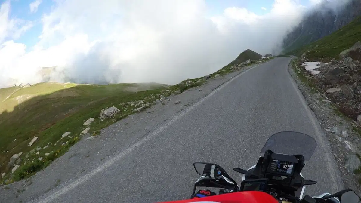 Viaggi e giri in moto, l'itinerario della settimana: tour alpino dei 7 colli (29)