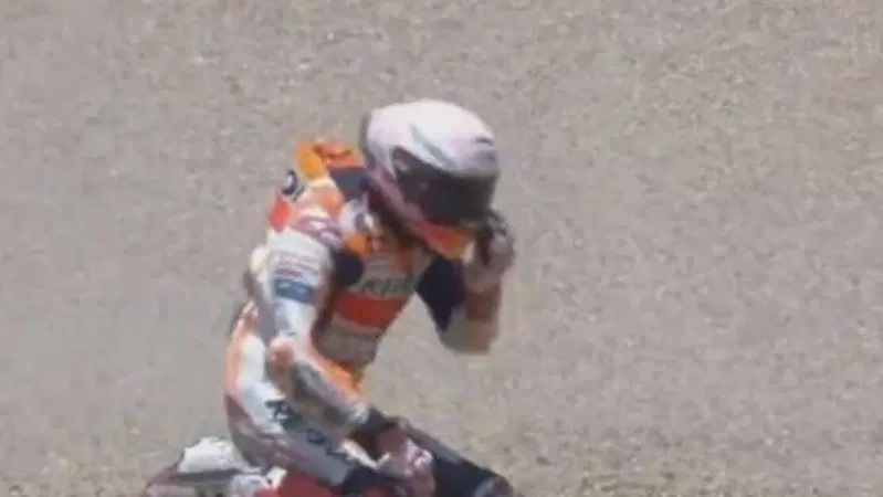 MotoGP a Jerez. L'incidente a Marc Marquez: &ldquo;Potremmo rivederlo in sella tra un mese&rdquo;