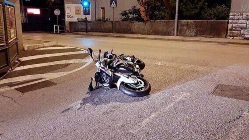 Ruba una moto e cade alla prima curva: ladro costretto a fuggire a piedi 